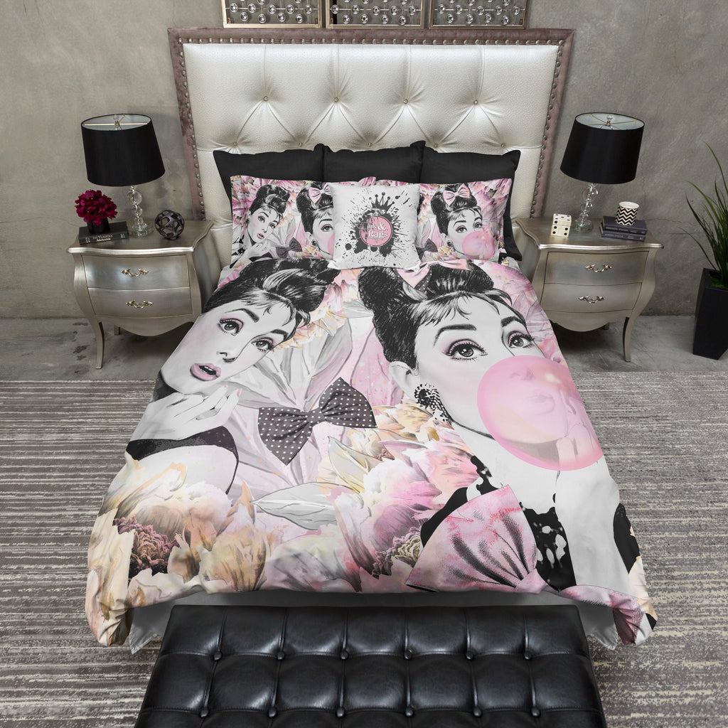 Breakfast at Tiffany's I believe in Pink Audrey Hepburn Fashion Bedding Collection