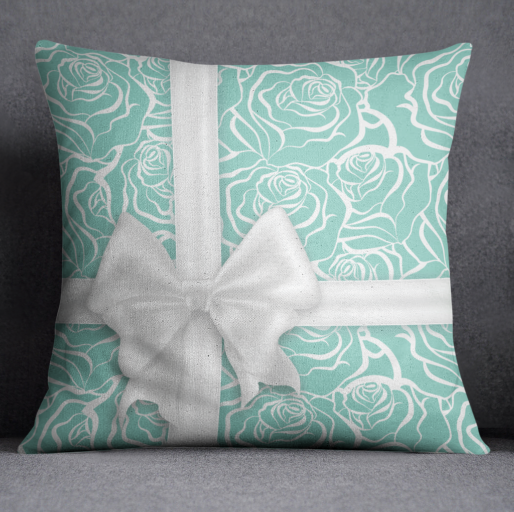 Tiffany Rose Bow Decorative Throw and Pillow Cover Set