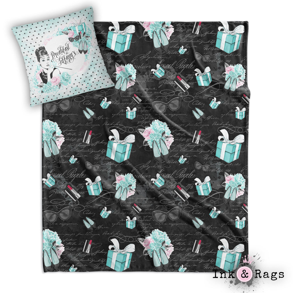 Breakfast at Tiffany Beauty and Fashion Decorative Throw and Pillow Cover Set