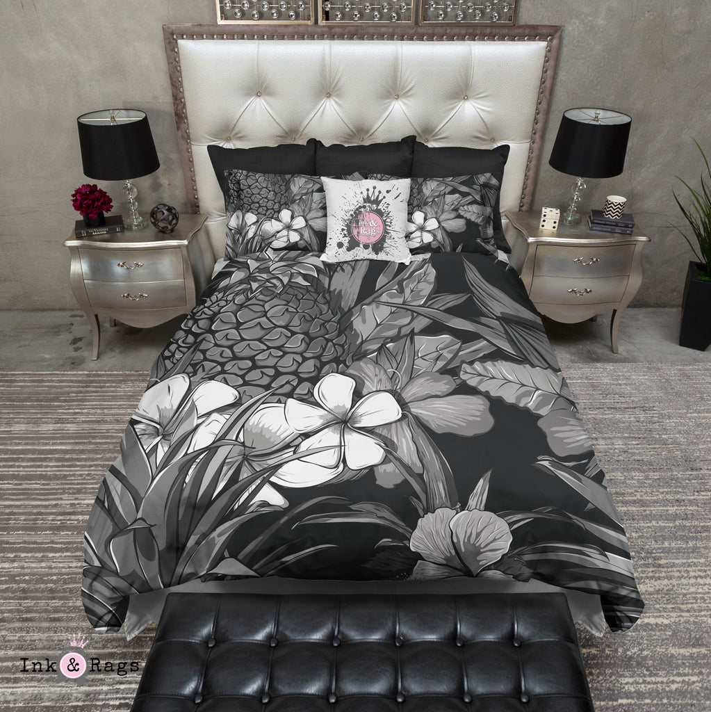 Black and White Pineapple Plumeria Bedding Collection