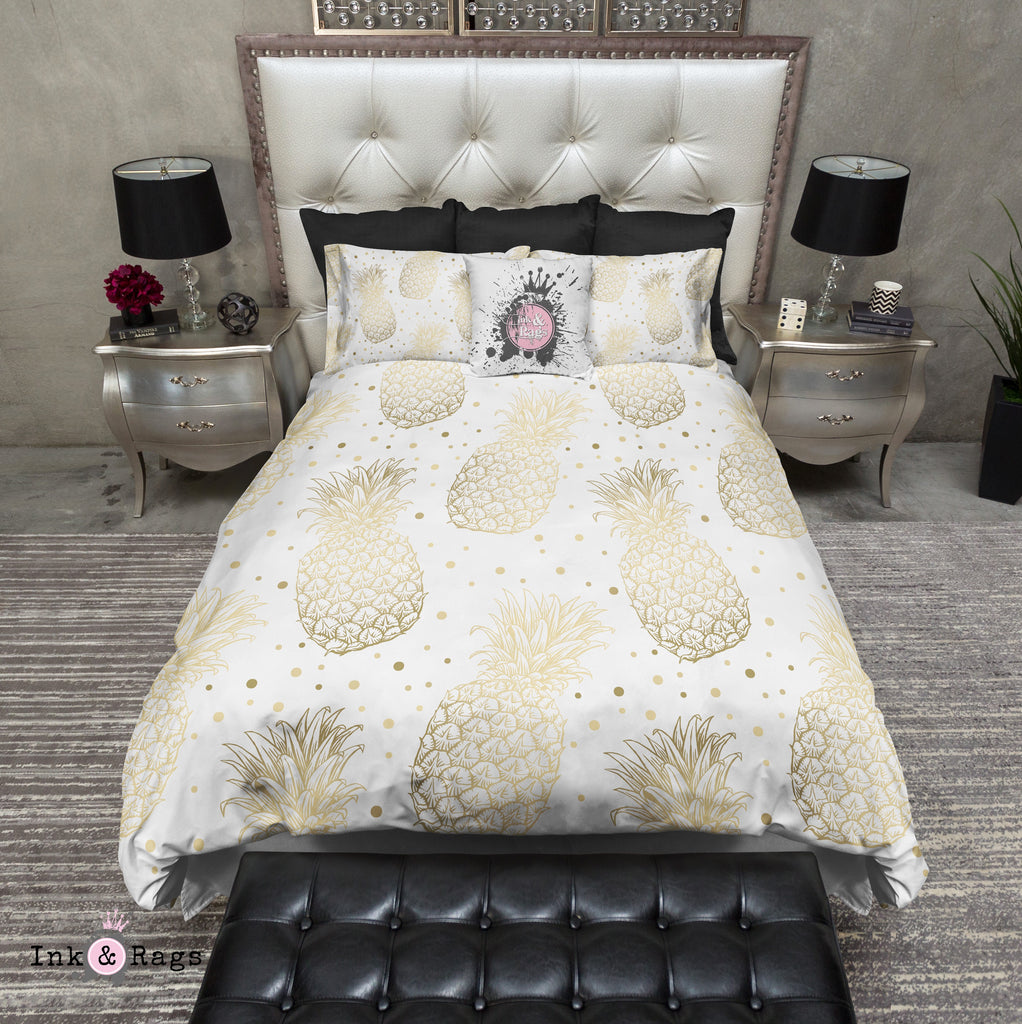 White and Gold Pineapple Dot Bedding Collection