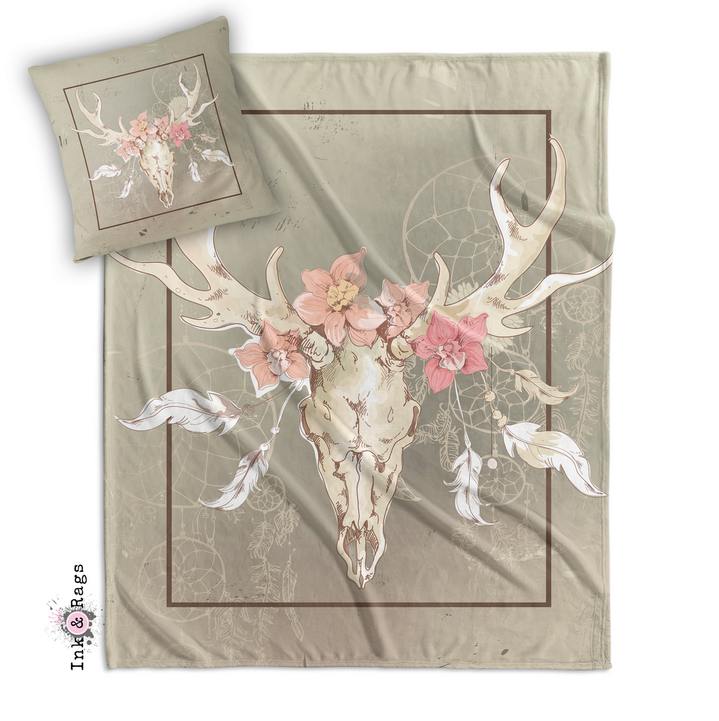 Dreamcatcher Floral Buck Skull Decorative Throw and Pillow Cover Set
