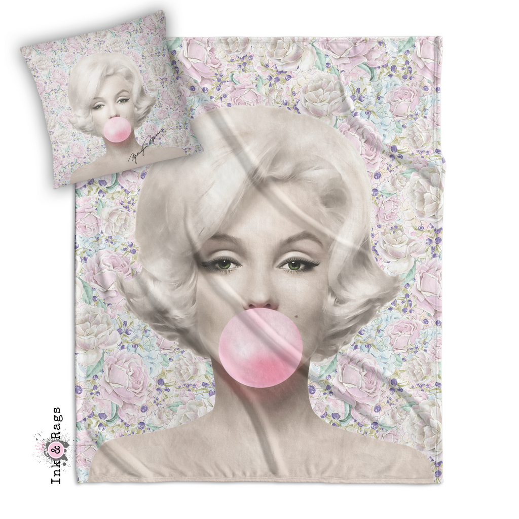 Pastel Rose Marilyn Monroe Decorative Throw and Pillow Cover Set